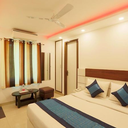Hotel Classic Plaza At Delhi Airport Yeni Delhi Dış mekan fotoğraf
